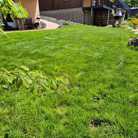 לינה וארוחת בוקר Aubrac 3*